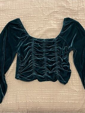 SO Velvet Ruched Long-Sleeve Crop Top - Teal